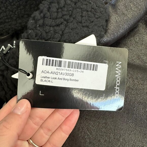 Boohoo Man black faux Leather look and borg bomber jacket men's L - Picture 3 of 7